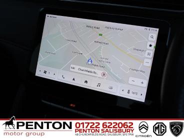 SPOTICAR Mg Zs Mgzs 72.6kwh Trophy Long Range Auto 5dr Used Car - Suv Electric Red - Salisbury - 1200549948_3