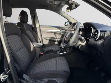 SPOTICAR Mg Zs Mgzs 1.5 Vti-tech Excite Euro 6 (s/s) 5dr Used Car - Suv Petrol  - Clacton-on-sea - 1200564994_3