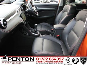 SPOTICAR Mg Zs Mgzs 1.0 T-gdi Exclusive Euro 6 5dr Used Car - Suv Petrol Orange - Salisbury - 1200567043_2