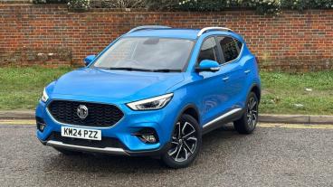 SPOTICAR Mg Zs Mgzs 1.0 T-gdi Exclusive Euro 6 5dr Used Car - Suv Petrol Blue - Hemel Hempstead - 1200574712_2