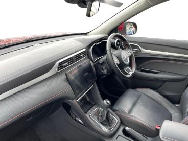 SPOTICAR Mg Zs Mgzs 1.5 Vti-tech Exclusive Euro 6 (s/s) 5dr Used Car - Suv Petrol Red - Ashington - 1200601084_3
