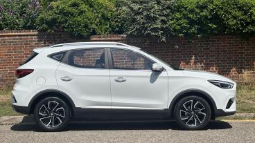 SPOTICAR Mg Zs Mgzs 1.5 Vti-tech Exclusive Euro 6 (s/s) 5dr Used Car - Suv Petrol White - Hemel Hempstead - 1200611987_2