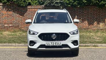 SPOTICAR Mg Zs Mgzs 1.5 Vti-tech Exclusive Euro 6 (s/s) 5dr Used Car - Suv Petrol White - Hemel Hempstead - 1200611987_3