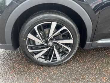 SPOTICAR Mg Zs Mgzs 1.5 Hybrid+ Trophy Auto Euro 6 (s/s) 5dr Used Car - Suv Hybrid Black - Enniskillen - 1200615220_5