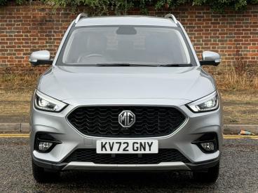 SPOTICAR Mg Zs Mgzs 1.5 Vti-tech Exclusive Euro 6 (s/s) 5dr Used Car - Suv Petrol Silver - Hemel Hempstead - 1200629281_2