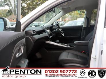 SPOTICAR Mg Zs Mgzs 1.5 Hybrid+ Trophy Auto Euro 6 (s/s) 5dr Used Car - Suv Hybrid White - Christchurch - 1200642054_3