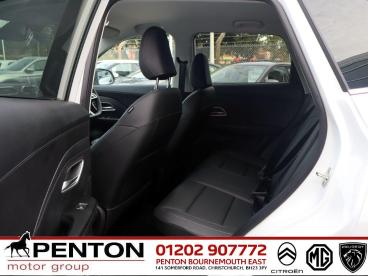 SPOTICAR Mg Zs Mgzs 1.5 Hybrid+ Trophy Auto Euro 6 (s/s) 5dr Used Car - Suv Hybrid White - Christchurch - 1200642054_4