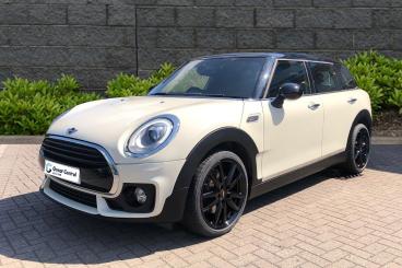 SPOTICAR Mini Clubman 2.0 Cooper D Euro 6 (s/s) 6dr Used Car - Estate Diesel White - Rugby - 1200618820_3