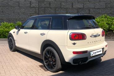 SPOTICAR Mini Clubman 2.0 Cooper D Euro 6 (s/s) 6dr Used Car - Estate Diesel White - Rugby - 1200618820_4