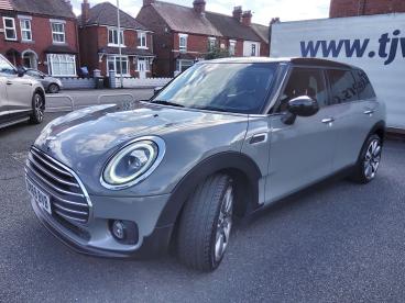 SPOTICAR Mini Clubman 1.5 Cooper Exclusive Euro 6 (s/s) 6dr Used Car - Estate Petrol Grey - Telford - 1200637349_5