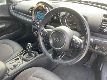 SPOTICAR Mini Clubman 1.5 Cooper Classic Steptronic Euro 6 (s/s) 6dr Used Car - Estate Petrol Grey - Evesham - 1200642723_3