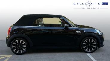 SPOTICAR Mini Convertible 1.5 Cooper Exclusive Steptronic Euro 6 (s/s) 2dr Used Car - Saloon Petrol Black - Stockport - 1200544714_2