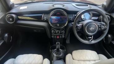 SPOTICAR Mini Convertible 1.5 Cooper Exclusive Steptronic Euro 6 (s/s) 2dr Used Car - Saloon Petrol Black - Stockport - 1200544714_5