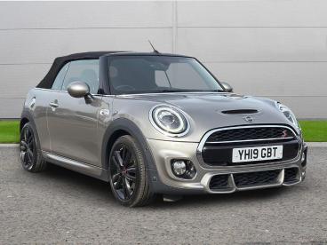 SPOTICAR Mini Convertible 2.0 Cooper S Sport Steptronic Euro 6 (s/s) 2dr Used Car - Saloon Petrol Silver - Selby - 1200594955_1