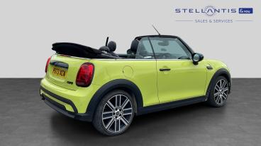 SPOTICAR Mini Convertible 1.5 Cooper Exclusive Steptronic Euro 6 (s/s) 2dr Used Car - Saloon Petrol Yellow - Preston - 1200615512_3