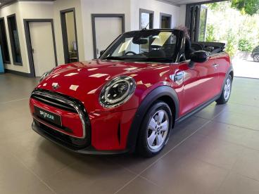 SPOTICAR Mini Convertible 1.5 Cooper Classic Steptronic Euro 6 (s/s) 2dr Used Car - Saloon Petrol Red - Abergavenny - 1200619729_3