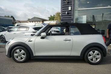 SPOTICAR Mini Convertible 1.5 Cooper Classic Steptronic Euro 6 (s/s) 2dr Used Car - Saloon Petrol Silver - Leamington - 1200629194_5