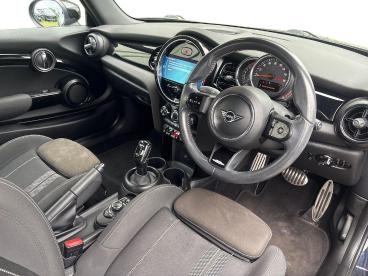 SPOTICAR Mini Convertible 1.5 Cooper Sport Steptronic Euro 6 (s/s) 2dr Used Car - Saloon Petrol Multicolour - Derby - 1200638517_5