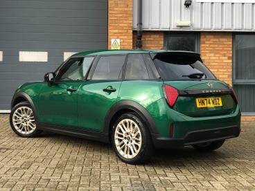 SPOTICAR Mini Mini Cooper 2.0s Exclusive Steptronic Euro 6 (s/s) 5dr Used Car - Saloon Petrol Green - Fareham - 1200557811_2