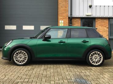 SPOTICAR Mini Mini Cooper 2.0s Exclusive Steptronic Euro 6 (s/s) 5dr Used Car - Saloon Petrol Green - Fareham - 1200557811_3