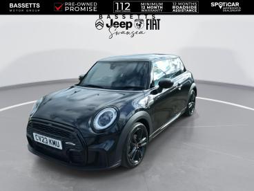 SPOTICAR Mini Mini Cooper 1.5c Sport Steptronic Euro 6 (s/s) 3dr Used Car - Saloon Petrol Black - Swansea - 1200574772_3