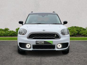 SPOTICAR Mini Countryman 1.5 10kwh Cooper Se Exclusive Auto All4 Euro 6 (s/ Used Car - Suv Plug-in Hybrid White - Ashford - 1200548835_3