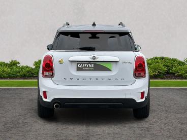 SPOTICAR Mini Countryman 1.5 10kwh Cooper Se Exclusive Auto All4 Euro 6 (s/ Used Car - Suv Plug-in Hybrid White - Ashford - 1200548835_4