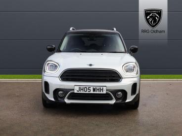 SPOTICAR Mini Countryman 1.5 Cooper Exclusive Steptronic Euro 6 (s/s) 5dr Used Car - Suv Petrol Silver - Oldham - 1200551007_2