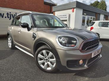SPOTICAR Mini Countryman 2.0 Cooper S Classic Steptronic Euro 6 (s/s) 5dr Used Car - Suv Petrol Silver - Telford - 1200553135_1
