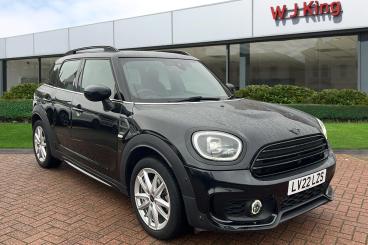 SPOTICAR Mini Countryman 1.5 Cooper Sport Steptronic Euro 6 (s/s) 5dr Used Car - Suv Petrol Black - Bromley - 1200557235_1