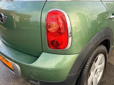 SPOTICAR Mini Countryman 1.6 One Auto Euro 6 5dr Used Car - Suv Petrol Green - Wakefield - 1200559863_5