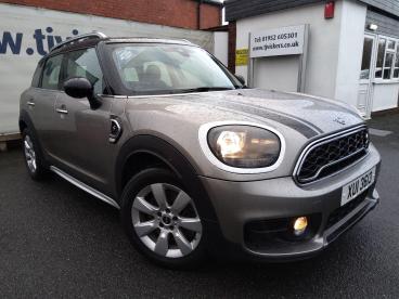 SPOTICAR Mini Countryman 2.0 Cooper S Classic Steptronic Euro 6 (s/s) 5dr Used Car - Suv Petrol Silver - Telford - 1200569386_1