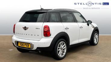 SPOTICAR Mini Countryman 1.6 Cooper Euro 6 (s/s) 5dr Used Car - Suv Petrol White - Liverpool - 1200576717_3