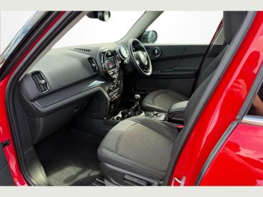SPOTICAR Mini Countryman 1.5 Cooper Classic All4 Euro 6 (s/s) 5dr Used Car - Suv Petrol Black - Eastbourne - 1200580998_2