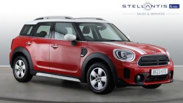SPOTICAR Mini Countryman 1.5 Cooper Classic Steptronic Euro 6 (s/s) 5dr Used Car - Suv Petrol Red - Birmingham - 1200584756_1