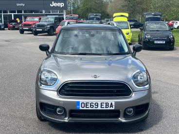 SPOTICAR Mini Countryman 1.5 Cooper Classic Steptronic Euro 6 (s/s) 5dr Used Car - Suv Petrol Silver - Kidlington - 1200594712_2