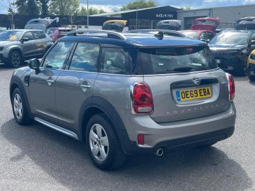 SPOTICAR Mini Countryman 1.5 Cooper Classic Steptronic Euro 6 (s/s) 5dr Used Car - Suv Petrol Silver - Kidlington - 1200594712_3