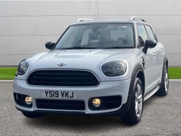 SPOTICAR Mini Countryman 1.5 Cooper Classic Euro 6 (s/s) 5dr Used Car - Suv Petrol White - Worksop - 1200598703_3
