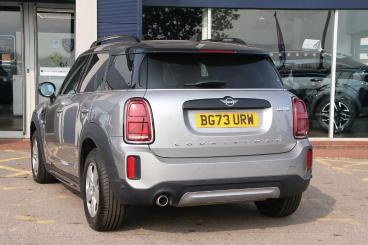 SPOTICAR Mini Countryman 1.5 Cooper Classic Steptronic Euro 6 (s/s) 5dr Used Car - Suv Petrol Silver - Bulkington - 1200611285_3