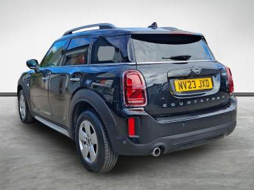 SPOTICAR Mini Countryman 1.5 Cooper Classic Steptronic Euro 6 (s/s) 5dr Used Car - Suv Petrol Black - Guisborough - 1200618395_5
