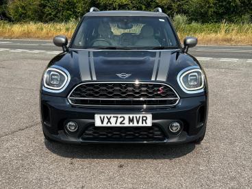 SPOTICAR Mini Countryman 2.0 Cooper S Exclusive Steptronic Euro 6 (s/s) 5dr Used Car - Suv Petrol Black - Kidlington - 1200619839_2