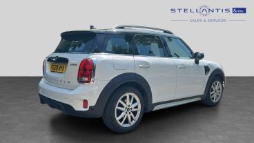 SPOTICAR Mini Countryman 1.5 Cooper Sport Steptronic Euro 6 (s/s) 5dr Used Car - Suv Petrol White - Nottingham - 1200620902_3