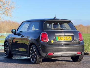 SPOTICAR Mini Hatch Electric Cooper Se 32.6kwh Level 3 Auto 3dr Used Car - Saloon Electric Black - Balsall Common - 1200561112_4