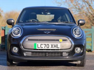 SPOTICAR Mini Hatch Electric Cooper Se 32.6kwh Level 3 Auto 3dr Used Car - Saloon Electric Black - Balsall Common - 1200561112_5