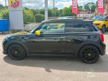SPOTICAR Mini Hatch Electric Cooper Se 32.6kwh Level 2 Auto 3dr Used Car - Saloon Electric Black - Chippenham - 1200614155_5