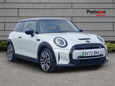 SPOTICAR Mini Hatch Electric Cooper Se 32.6kwh Level 2 Auto 3dr Used Car - Saloon Electric Silver - Burton-on-trent - 1200632416_1