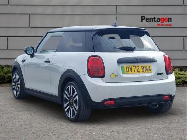 SPOTICAR Mini Hatch Electric Cooper Se 32.6kwh Level 2 Auto 3dr Used Car - Saloon Electric Silver - Burton-on-trent - 1200632416_2