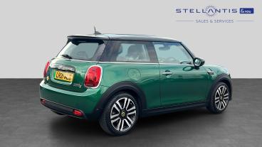 SPOTICAR Mini Hatch Electric Cooper Se 32.6kwh Level 2 Auto 3dr Used Car - Saloon Electric Green - Stockport - 1200641660_3