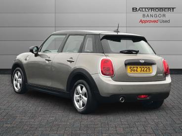 SPOTICAR Mini Hatch 1.5 Cooper Classic Euro 6 (s/s) 5dr Used Car - Saloon Petrol Silver - Bangor - 1200554963_2