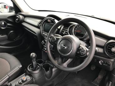 SPOTICAR Mini Hatch 1.5 Cooper Classic Euro 6 (s/s) 5dr Used Car - Saloon Petrol Silver - Bangor - 1200554963_3